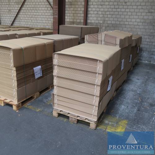 Verpackungsmaterial auf 7 Paletten